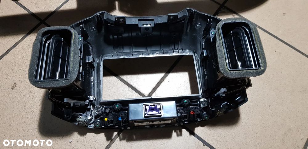Chevrolet Captiva Lift Ramka Radia Wyświetlacza - 6