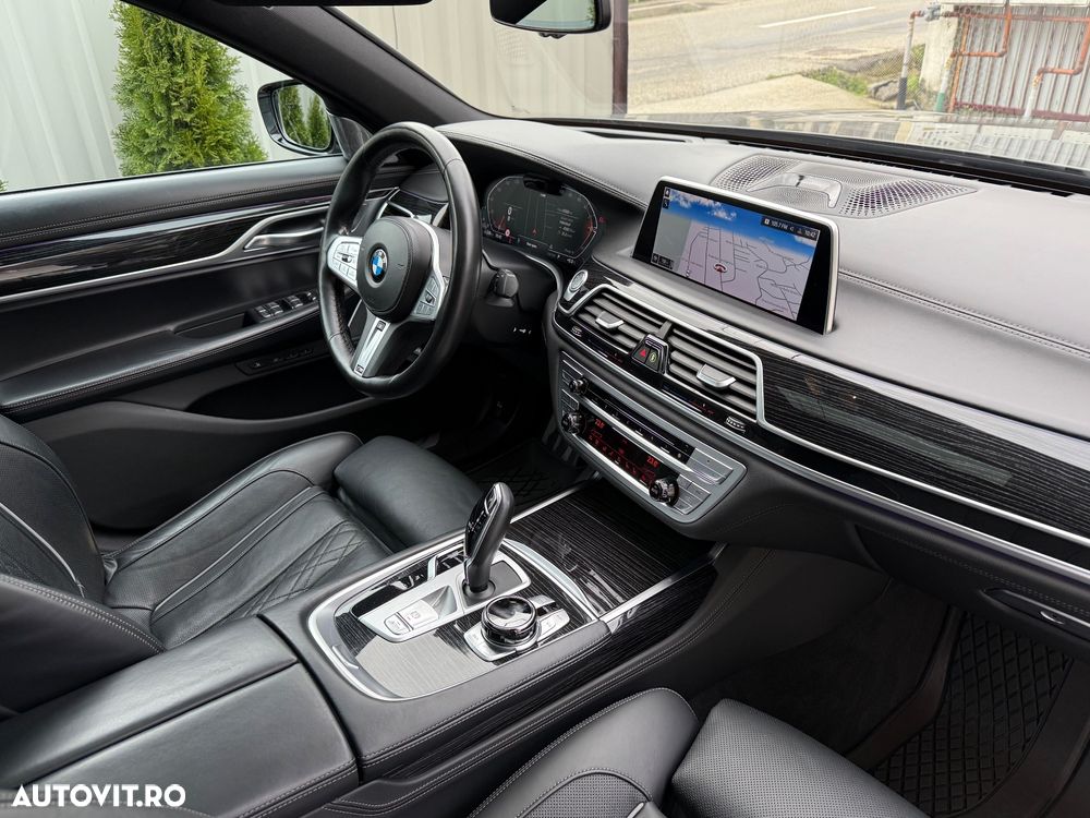 BMW Seria 7 730d xDrive MHEV - 8