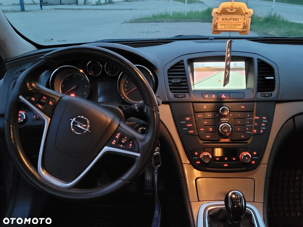 Opel Insignia 2.0 CDTI - 7
