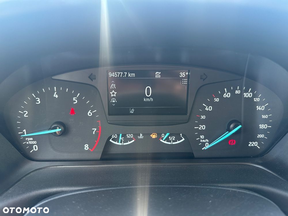 Ford Fiesta 1.1 S&S TREND - 11