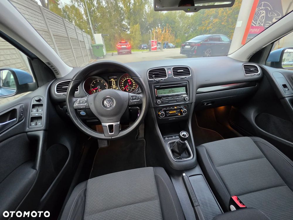 Volkswagen Golf - 9
