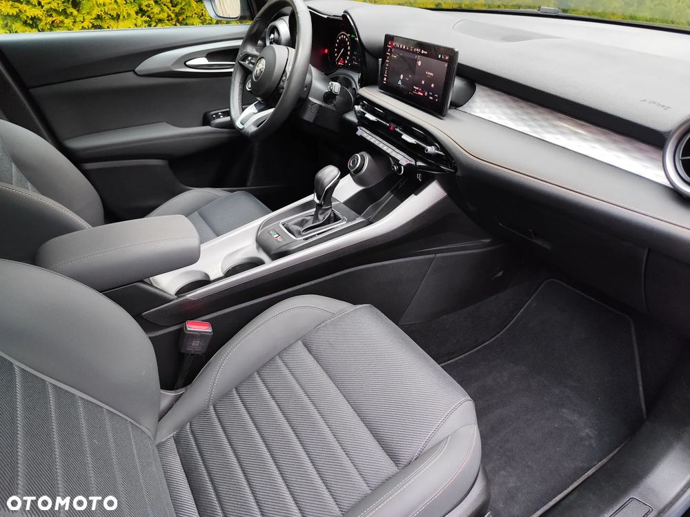 Alfa Romeo Tonale 1.5 VGT Ti - 18