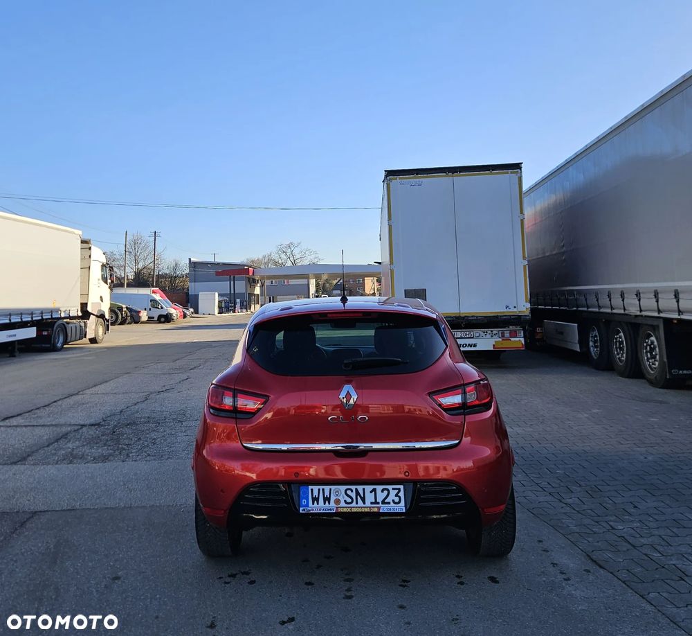 Renault Clio 1.2 16V 75 LIMITED - 5