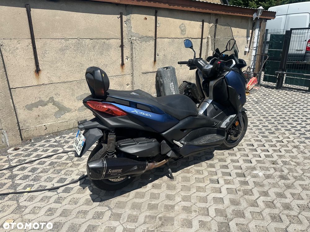 Yamaha X-max - 3