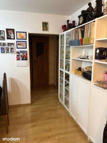 Bemowo Jelonki ul. Wyki 61,6m2 3 pokoje Balkon + Piwnica / Winda