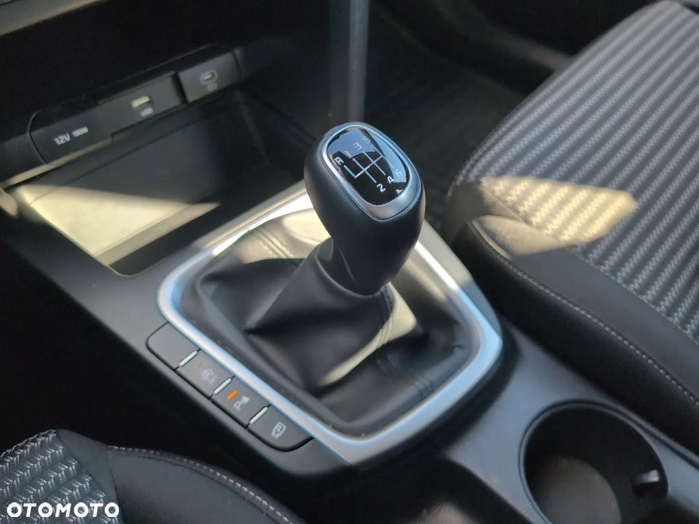 Kia Ceed 1.5 T-GDI M - 15