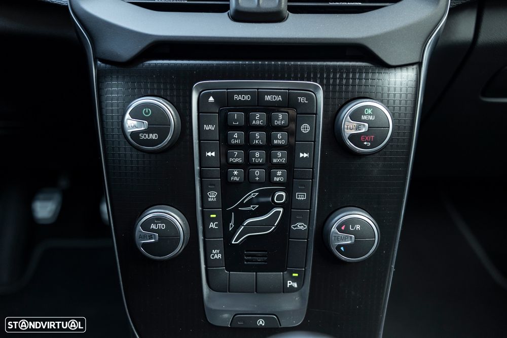 Volvo V40 2.0 D2 R-Design Momentum - 14