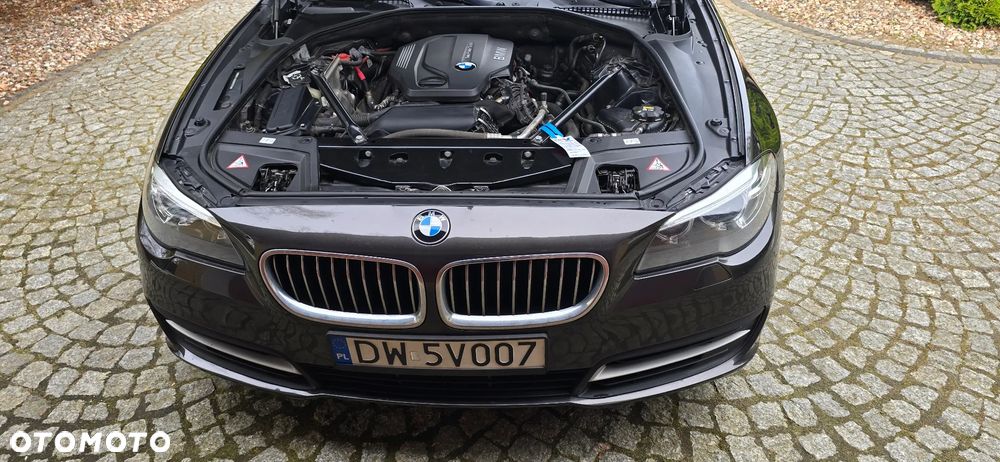 BMW Seria 5 520d - 5