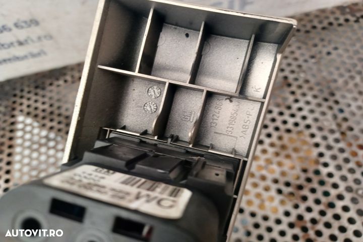 Comutator faruri 331985437 Opel Astra H [facelift] [2005 - 2015] Seda - 1