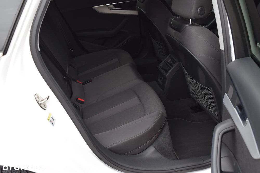 Audi A4 Avant 2.0 TFSI ultra sport - 39