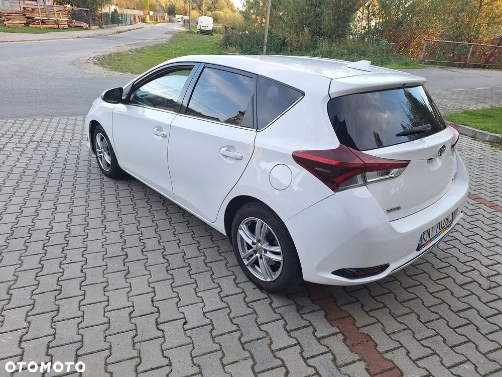 Toyota Auris - 27