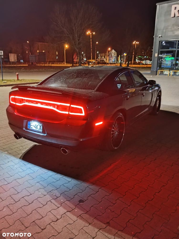 Dodge Charger - 5