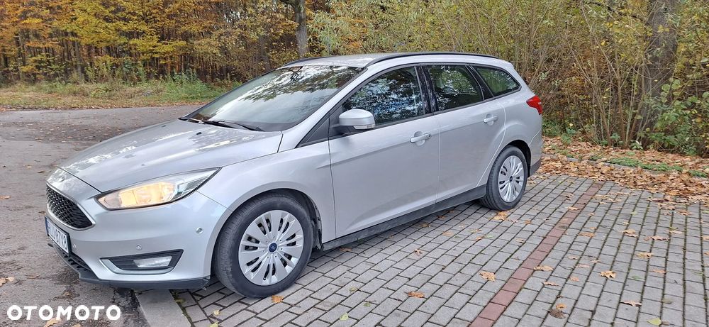 Ford Focus Turnier 1.6 TDCi DPF Start-Stopp-System Trend - 2