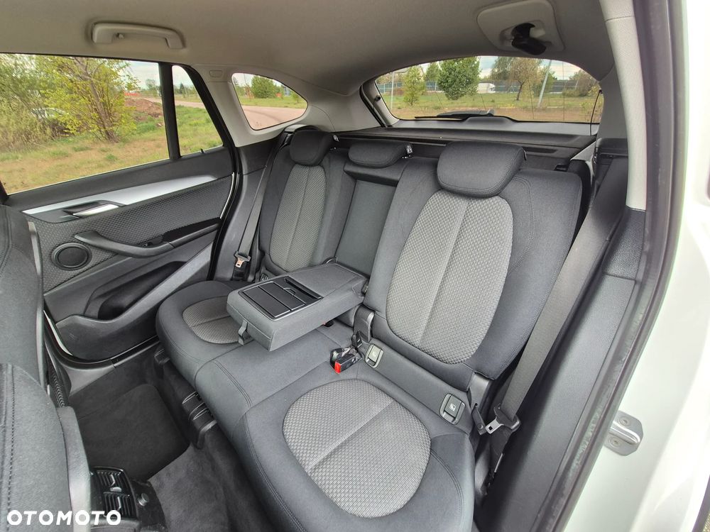 BMW X1 xDrive20d xLine - 5