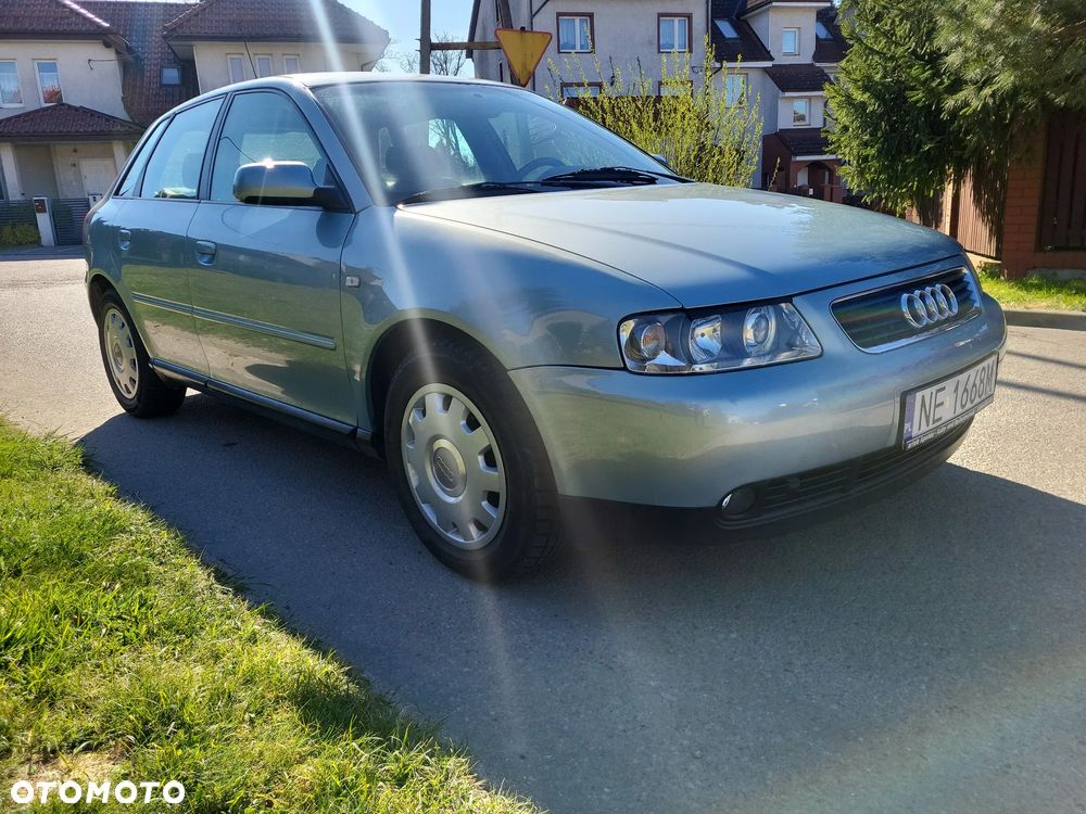 Audi A3 Sportback 1.8 Attraction - 17