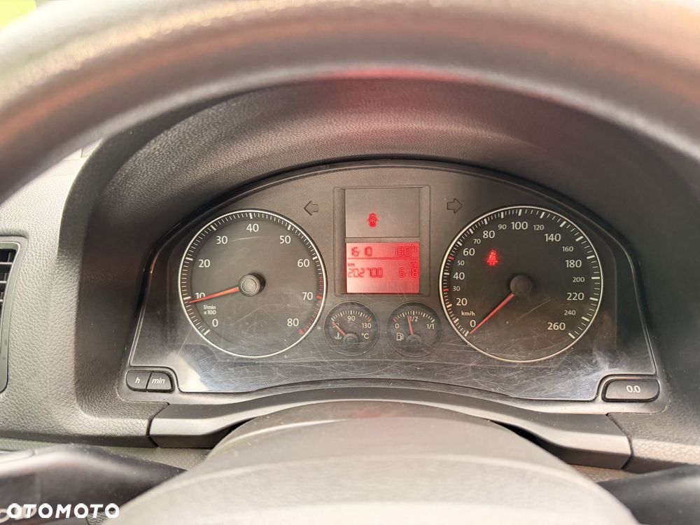 Volkswagen Golf - 8