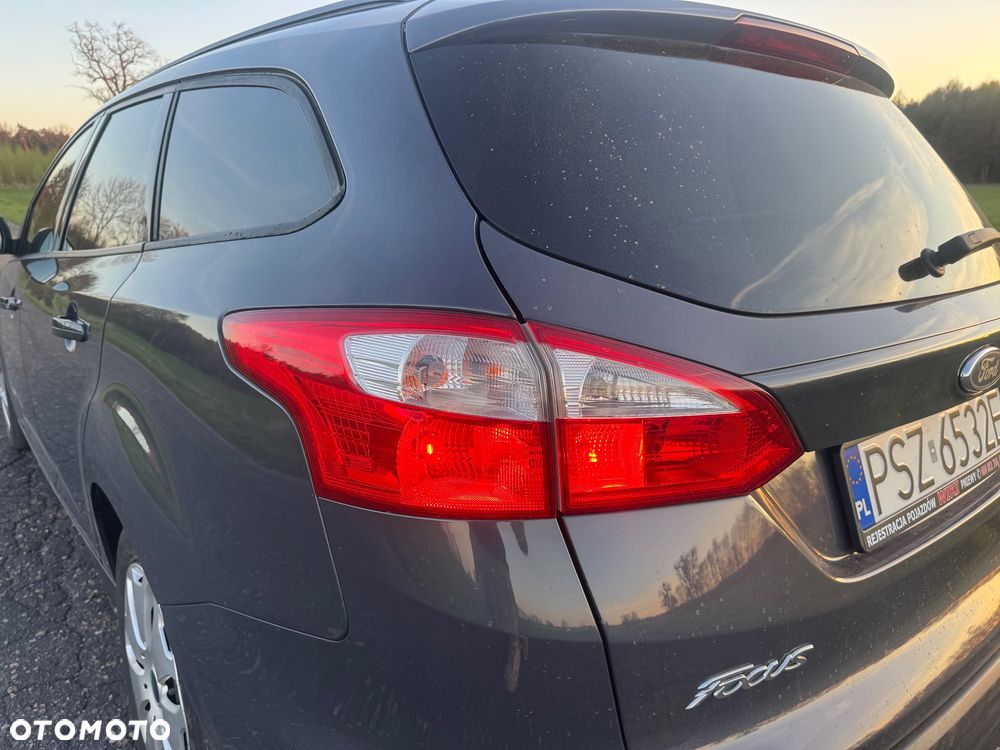 Ford Focus 1.6 Edition - 27