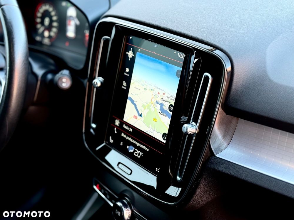 Volvo XC 40 D3 Momentum Pro - 34