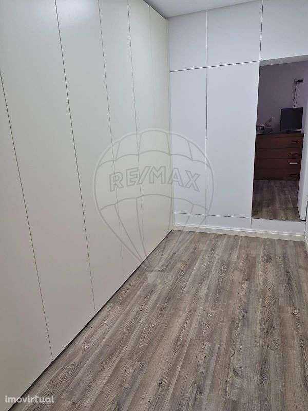 Moradia T1 para venda - Grande imagem: 3/19