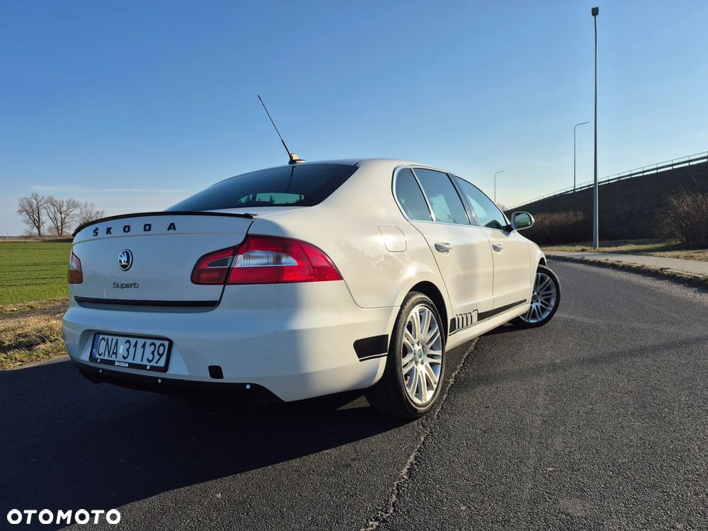 Skoda Superb 2.0 TDI PD Elegance - 3