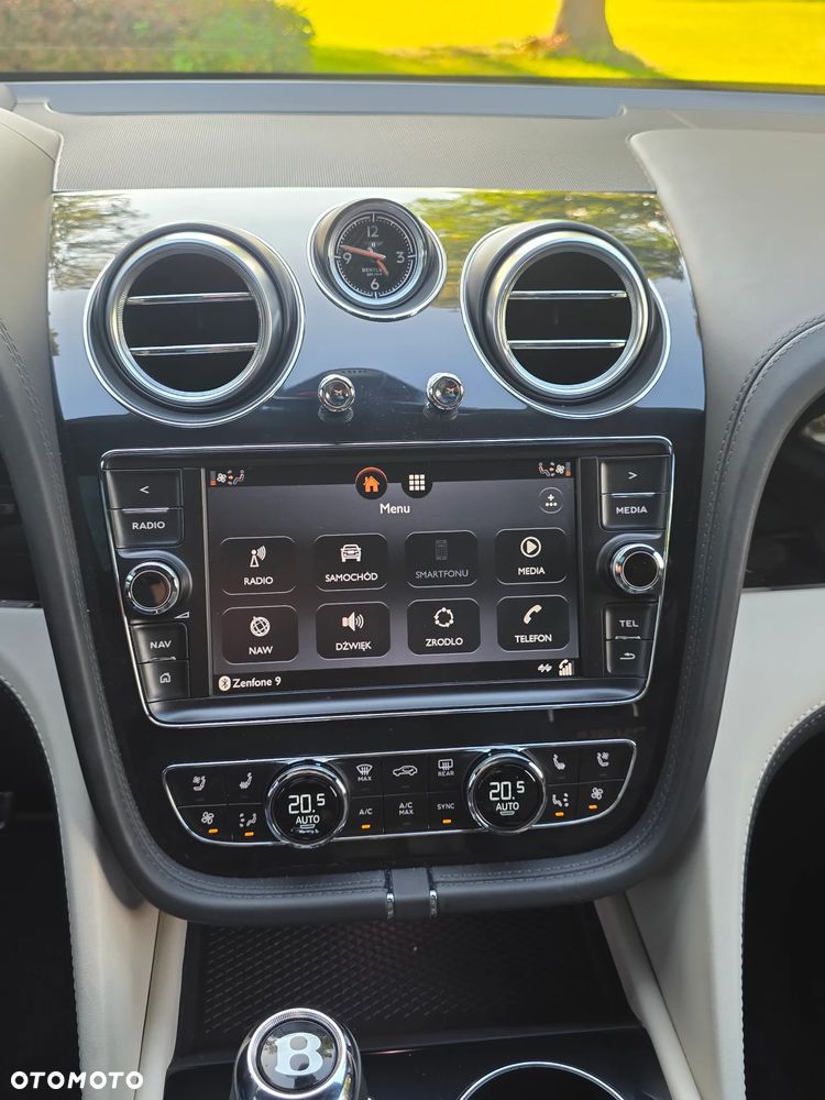 Bentley Bentayga W12 - 17