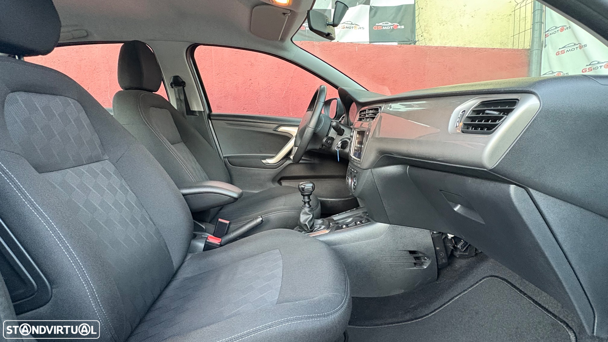 Citroën C-Elysée 1.5 BlueHDi Shine - 8