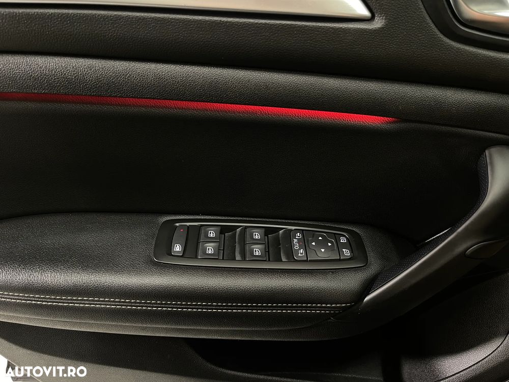 Renault Megane TCe 140 EDC GPF Intens - 21