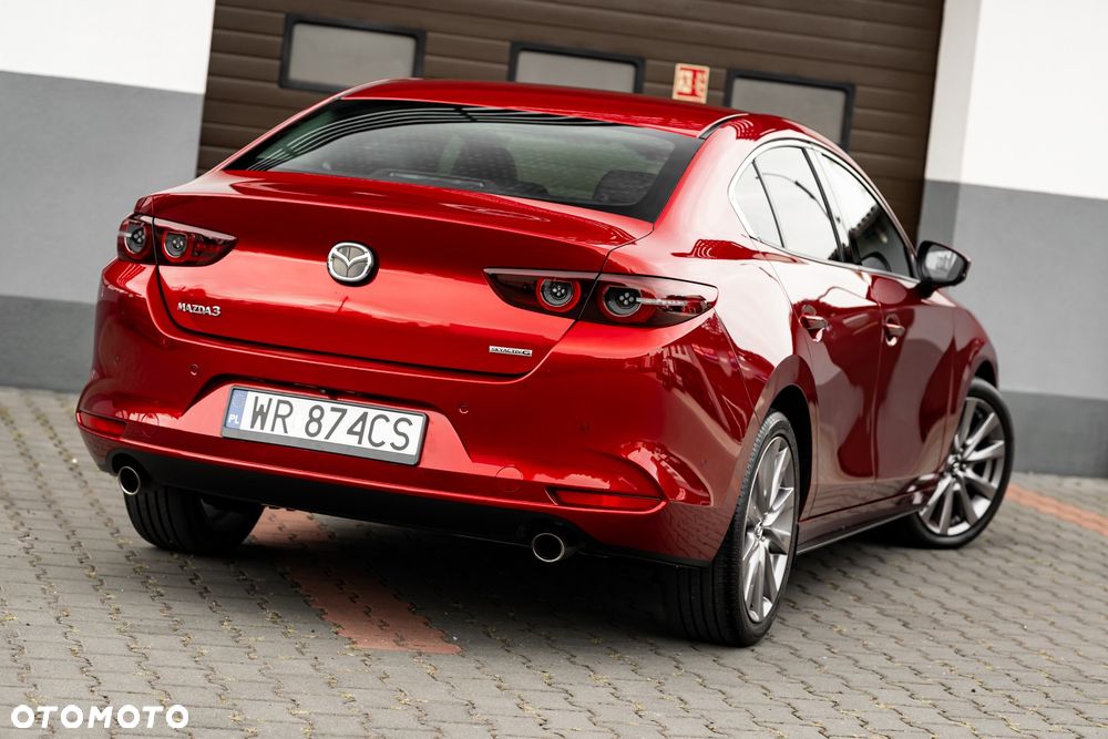 Mazda 3 2.0 mHEV Hikari - 9