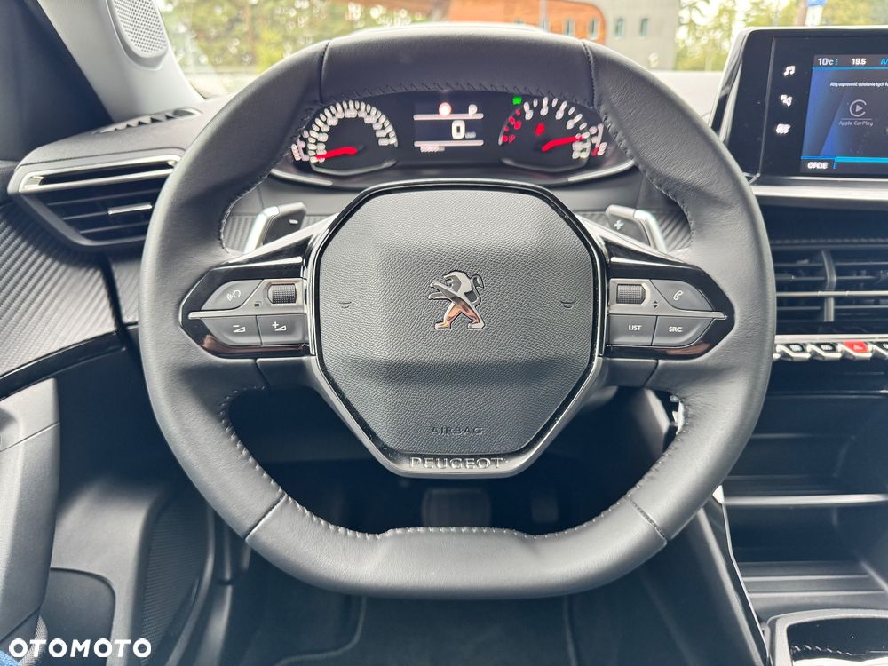 Peugeot 2008 PureTech 130 EAT8 Active Pack - 24