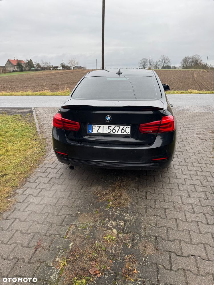 BMW Seria 3 320i Edition Luxury Line Purity - 4