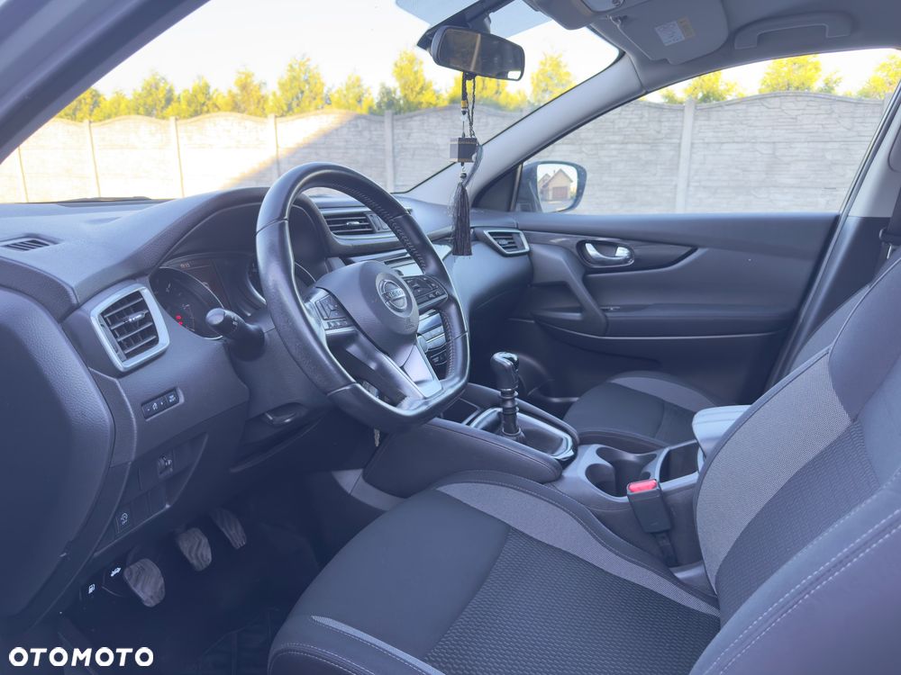 Nissan Qashqai 1.5 dCi N-Connecta - 19