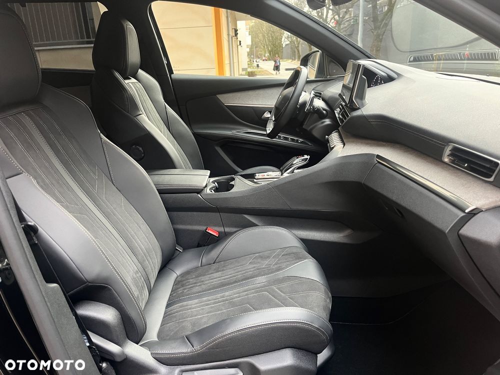 Peugeot 5008 PureTech 180 EAT8 Stop & Start GT Pack - 16