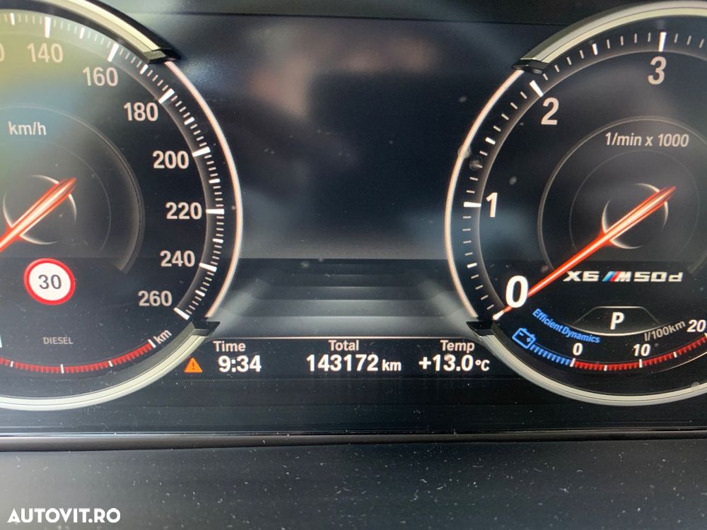 BMW X6 M M50d - 10