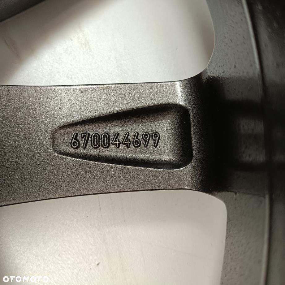 Alufelga 5x114,3 19 Maserati Levante 670044699 (F8445) - 6