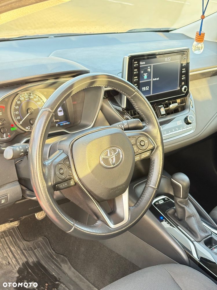 Toyota Corolla 1.8 Hybrid GPF Comfort - 11