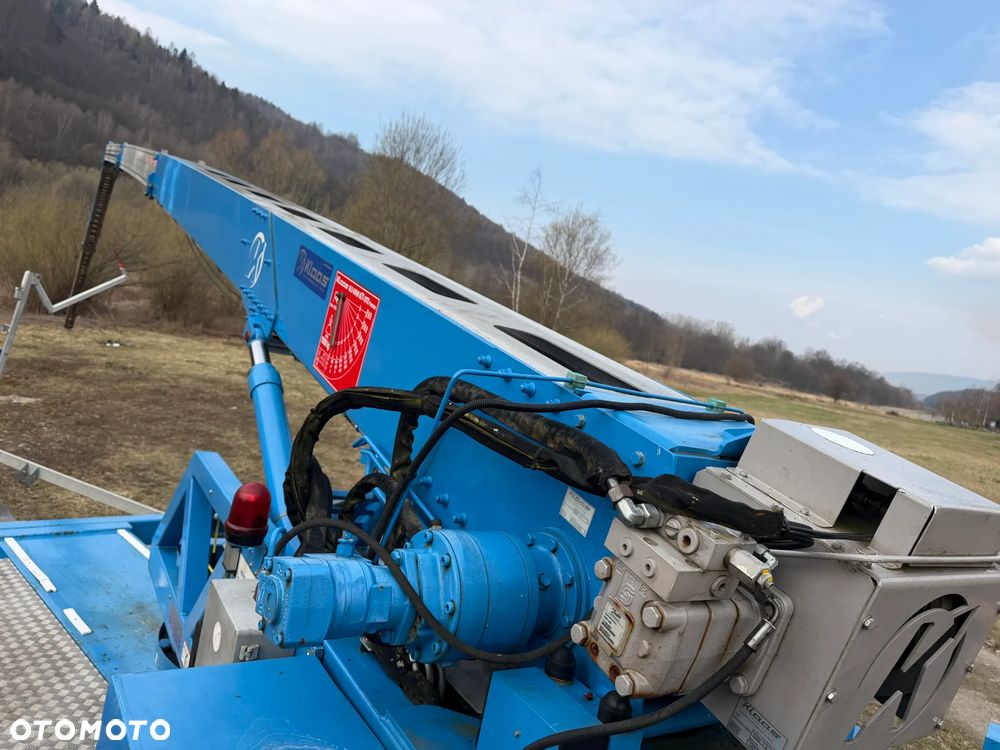 KLAAS K21/31TSR Dźwig Dekarski żuraw zwyżka podnośnik 31m. udźwig 1800kg max. Silnik Yanmar 3cyl. Kosz pojemnik. Dźwig Sterowany całkowicie zdalnie z pilota. Do 3,5 tony Transportowanie samochodem osobowym! Podwieszana oś Hydr. Własny Napęd Hydr. na 2 koła w terenie. Maszyna jak Nowa 2 tyś mtg. 2015r. Po serwisach Dekra. Sprowadzona z Norwegii. Nie różni się od nowej z salonu. Pełna Hydraulika w maszynie. Najbogatsza wersja. OKAZJA  230volt. Zero zużycia! - 25
