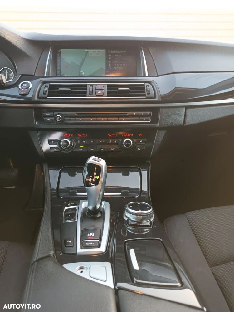 BMW Seria 5 530d AT - 11
