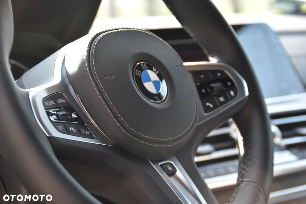 BMW X5 xDrive30d mHEV - 11
