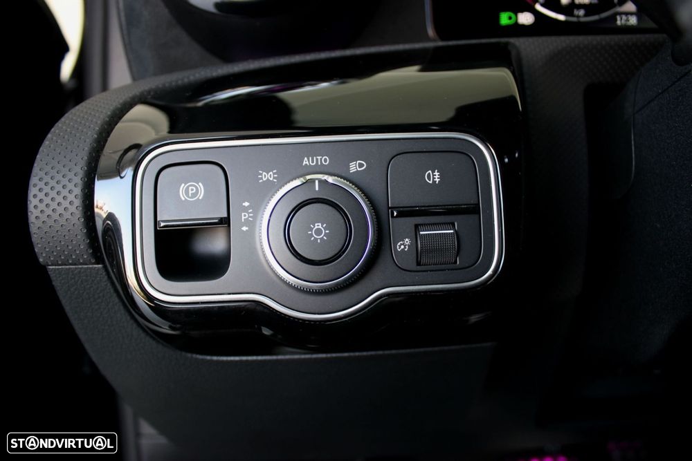 Mercedes-Benz A 180 d - 14