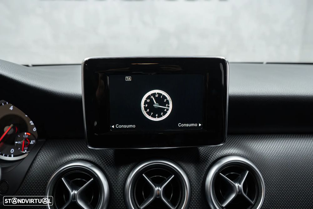 Mercedes-Benz A 180 d Aut. - 26