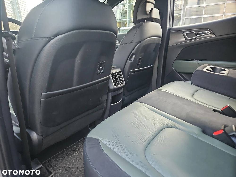 Kia Sportage 1.6 T-GDI HEV Anniversary 2WD - 24