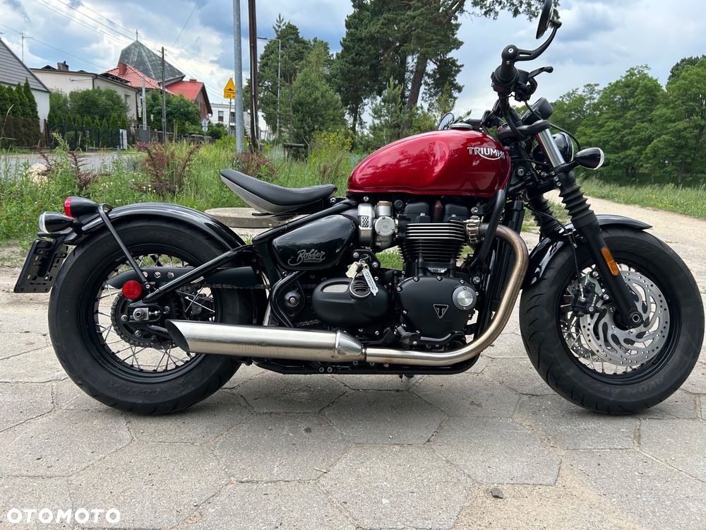 Triumph Bonneville Bobber - 6