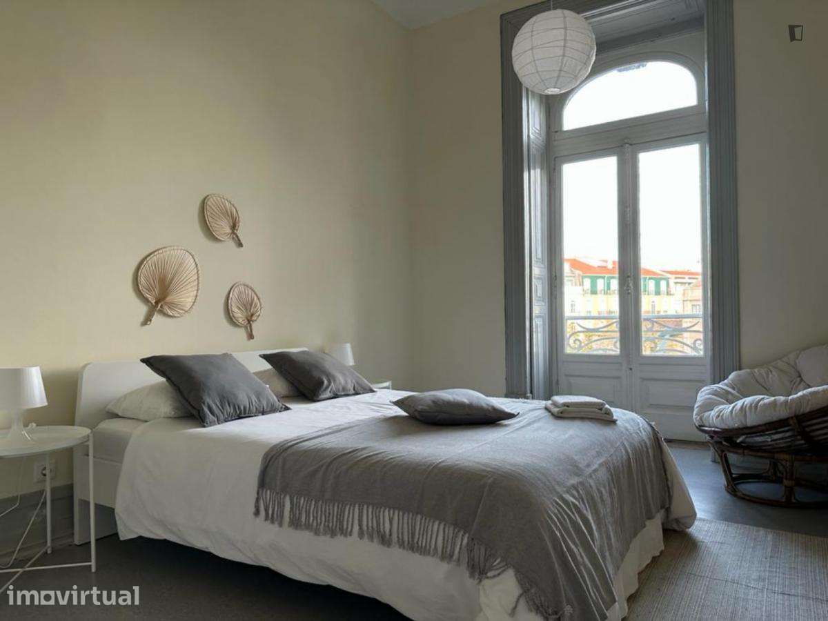 Quarto - localizado em Marquês de Pombal Lisbon - Grande imagem: 2/14