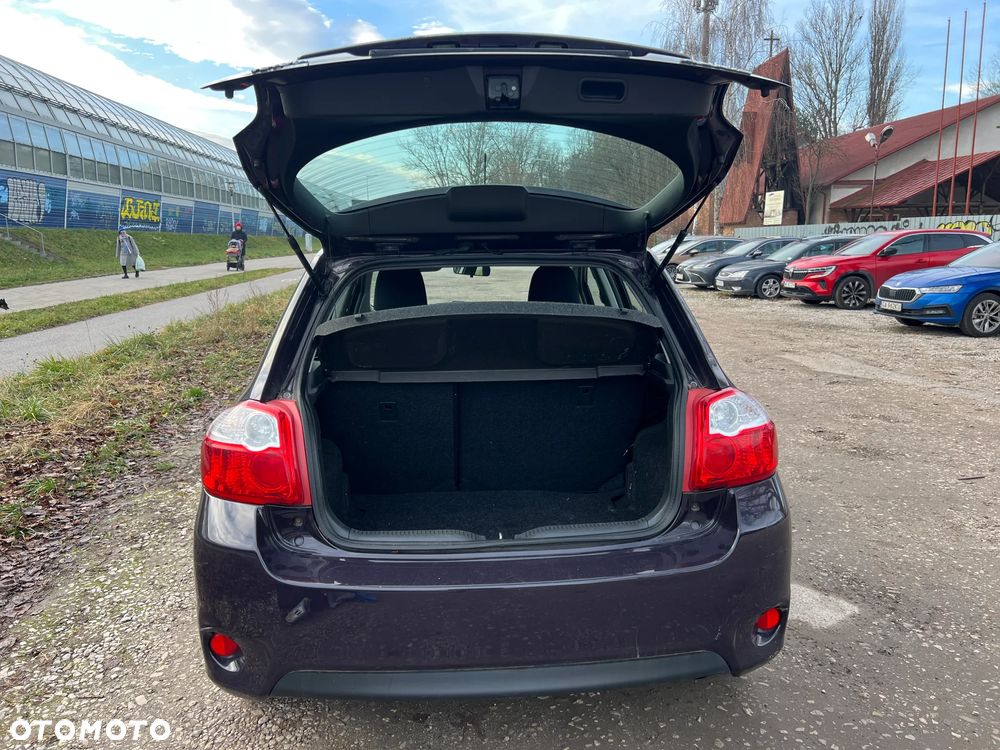 Toyota Auris 1.33 VVT-i Active - 9