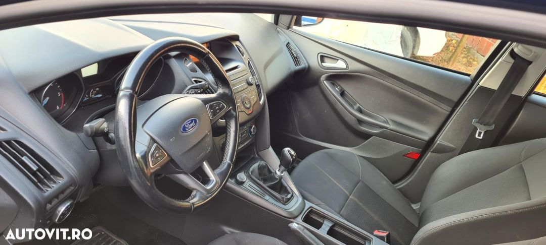 Ford Focus 1.5 TDCi Trend - 6