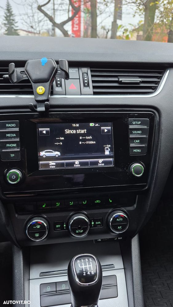 Skoda Octavia 1.2 TSI ELEGANCE - 10