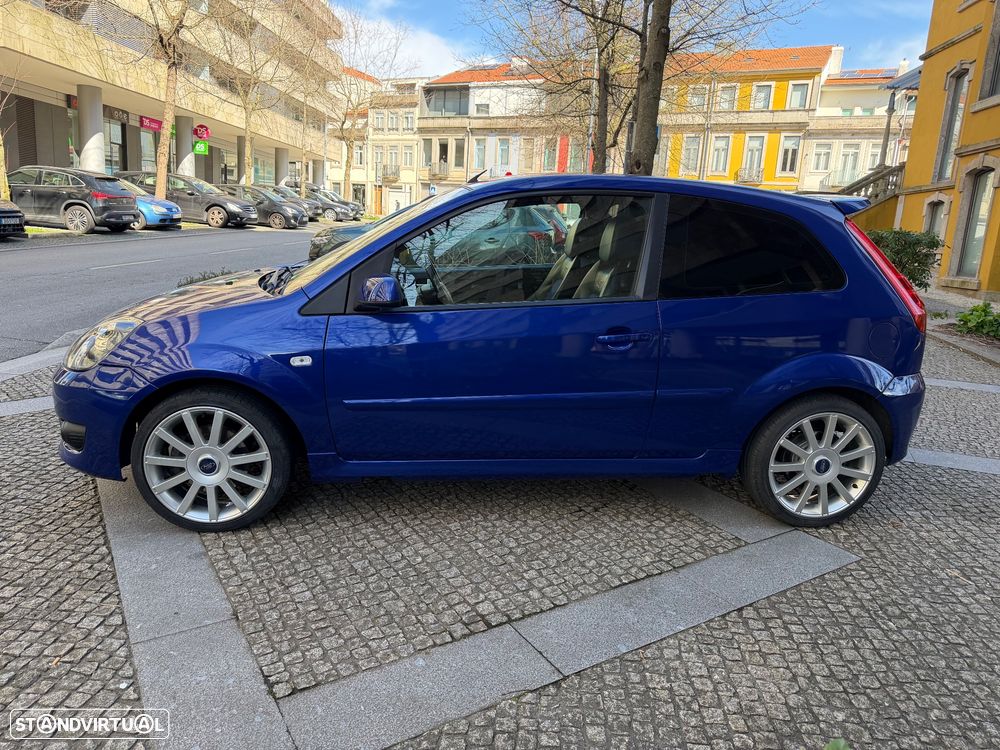 Ford Fiesta 2.0 ST - 17