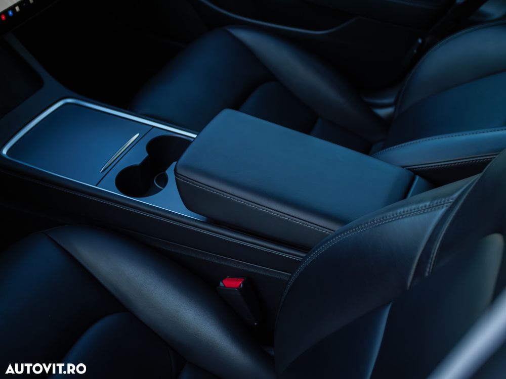 Tesla Model 3 Langstreckenbatterie Allradantrieb Dual Motor - 36