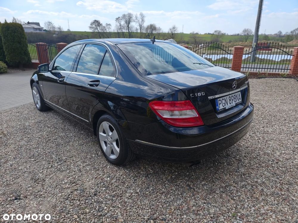 Mercedes-Benz Klasa C 180 Kompressor BlueEFFICIENCY Elegance - 5