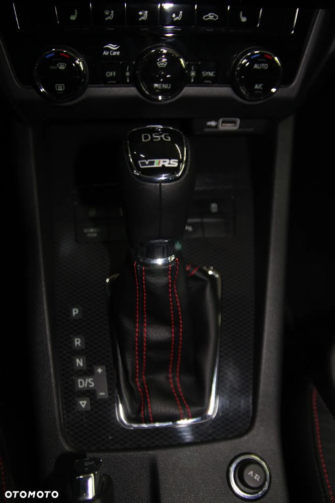 Skoda Octavia 2.0 TDI 4x4 RS Challenge DSG - 21